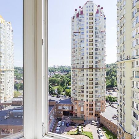 Navit Apartments With Breakfast,Near The Railway Station, The Center, The Park Київ Екстер'єр фото