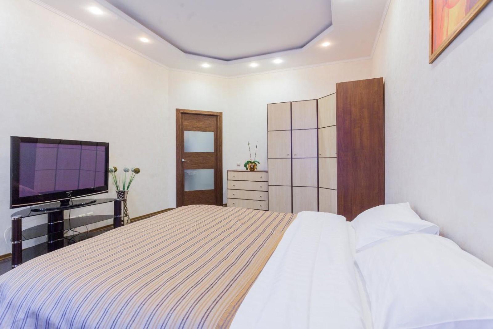 Navit Apartments With Breakfast,Near The Railway Station, The City Center, The Park Київ Екстер'єр фото