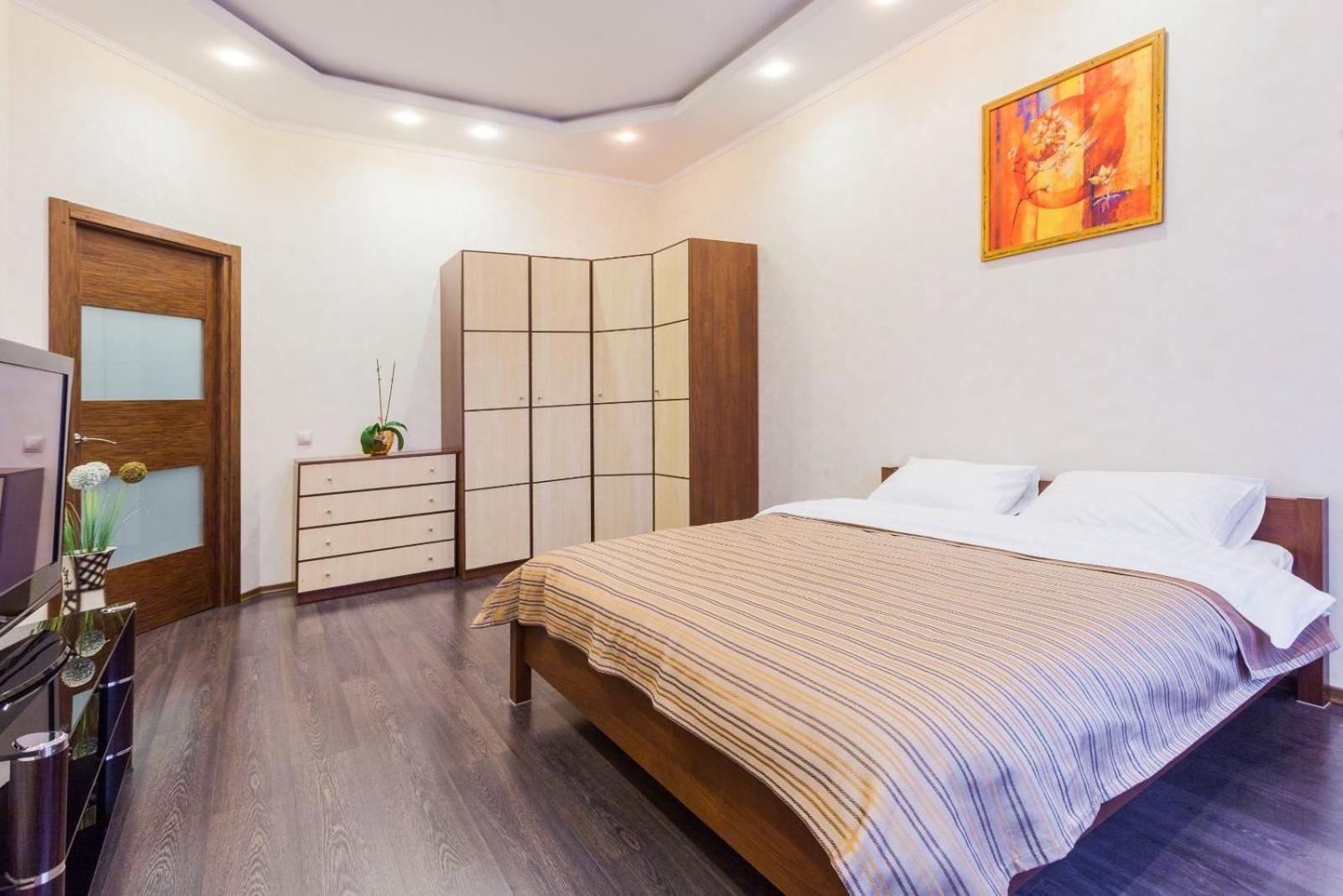 Navit Apartments With Breakfast,Near The Railway Station, The City Center, The Park Київ Екстер'єр фото