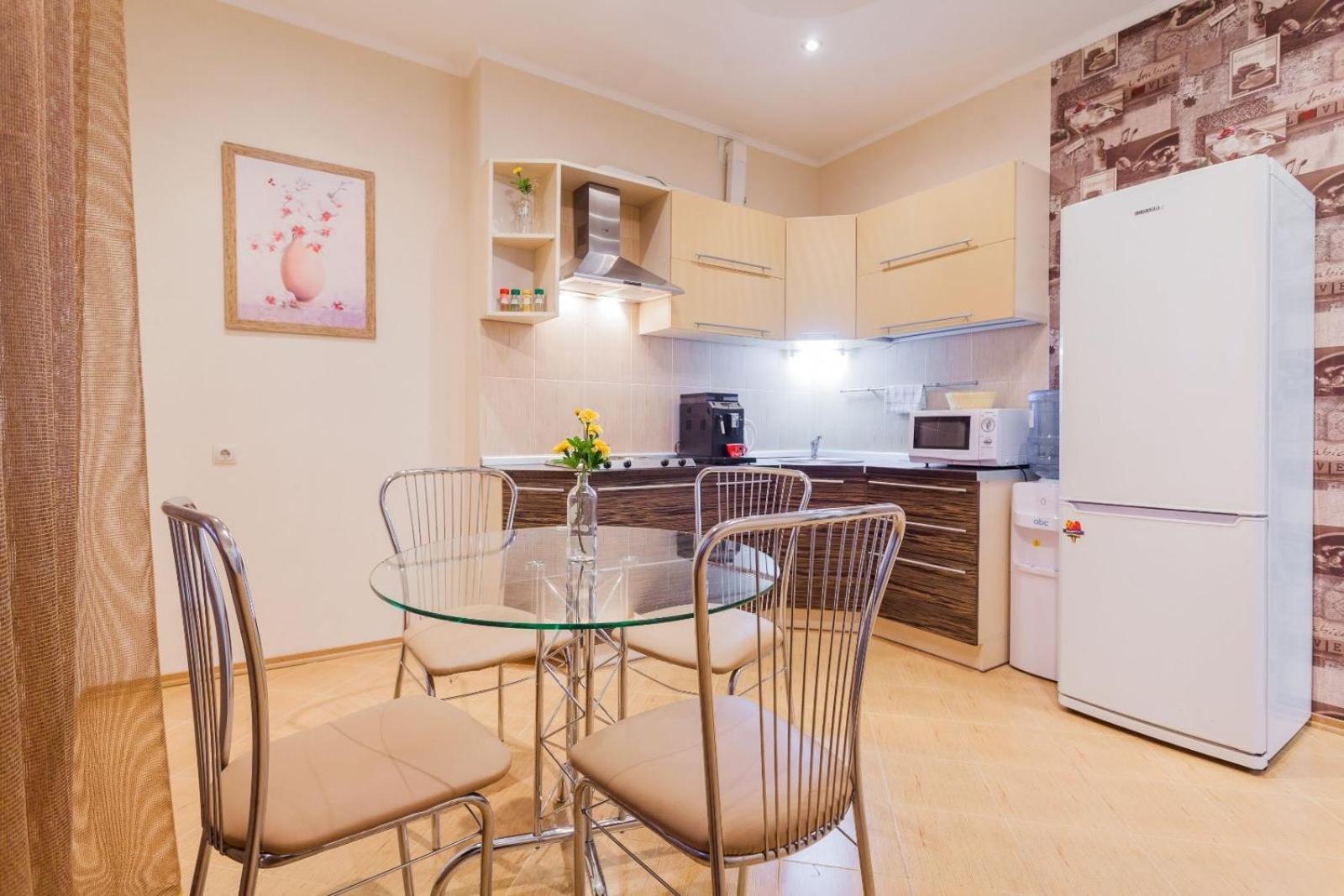 Navit Apartments With Breakfast,Near The Railway Station, The City Center, The Park Київ Екстер'єр фото